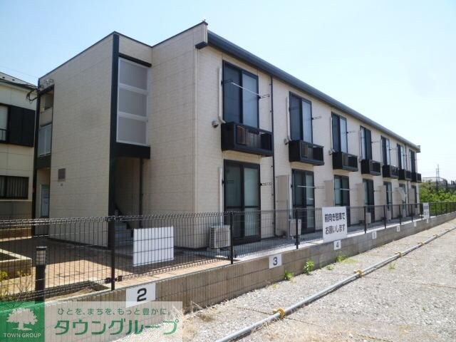 レオパレスコートヒルの物件外観写真