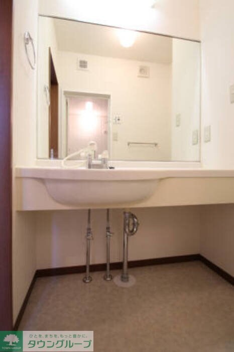 アレイ・ヴィラの物件内観写真