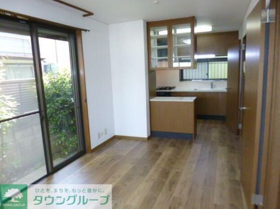 西大泉3丁目貸家の物件内観写真