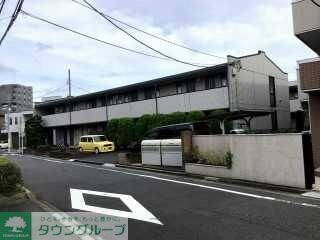 レオパレスメイプルハイム高野台１号館の物件外観写真