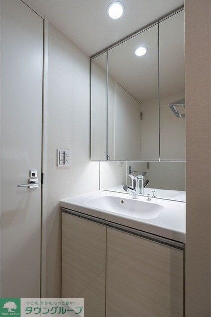 コンフォリア・リヴ東池袋の物件内観写真