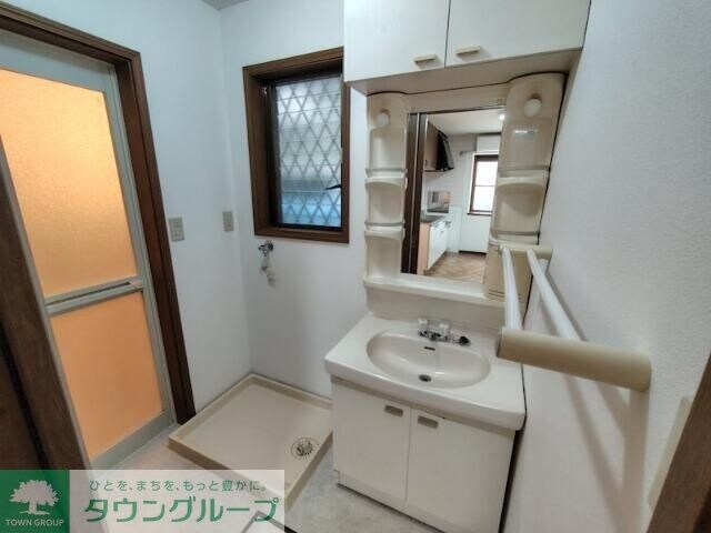 池袋本町二丁目戸建の物件内観写真