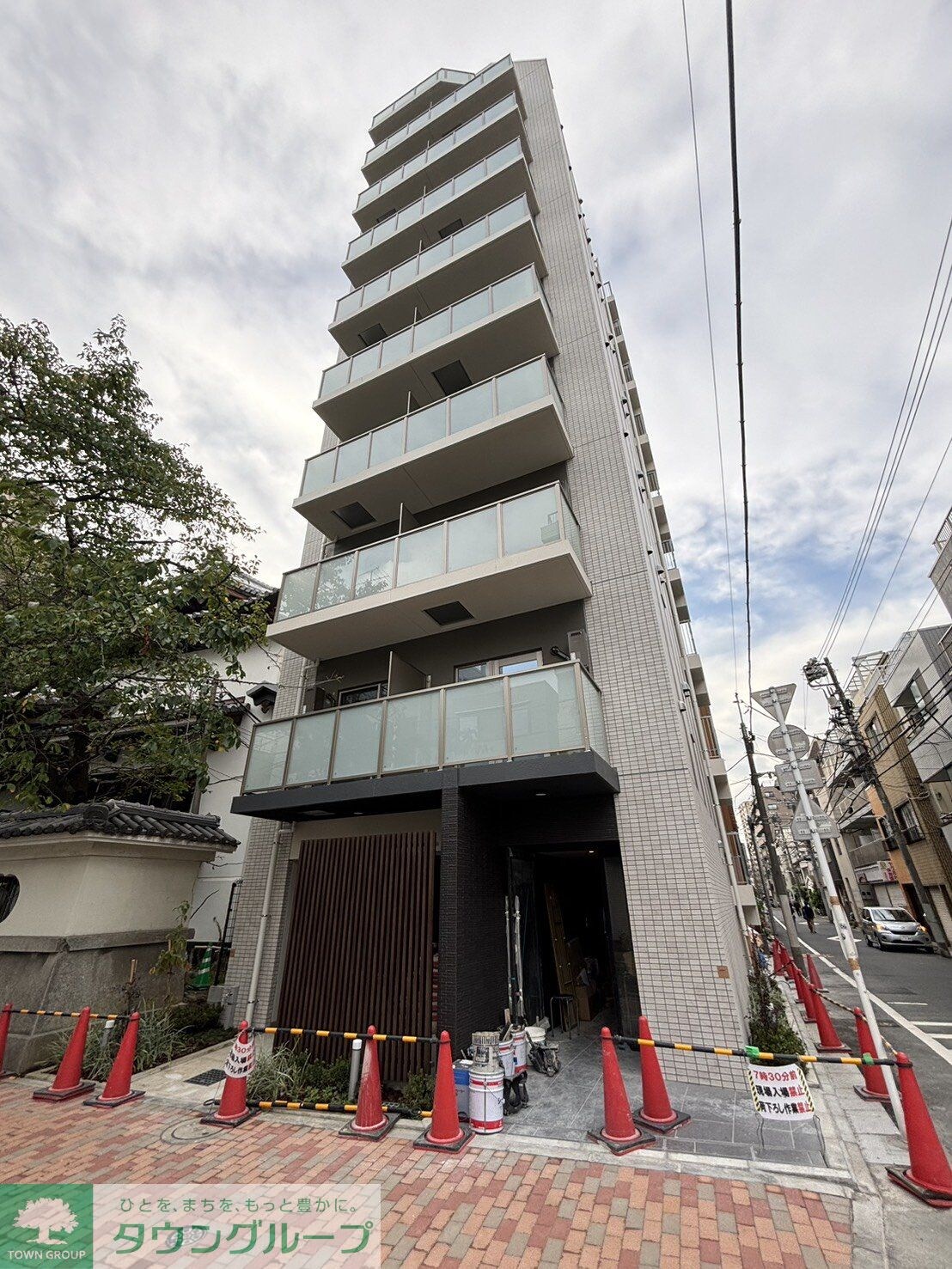 グランカーサ上野松が谷の物件外観写真