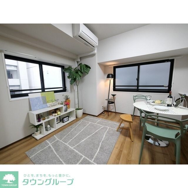 PEAKS神田の物件内観写真