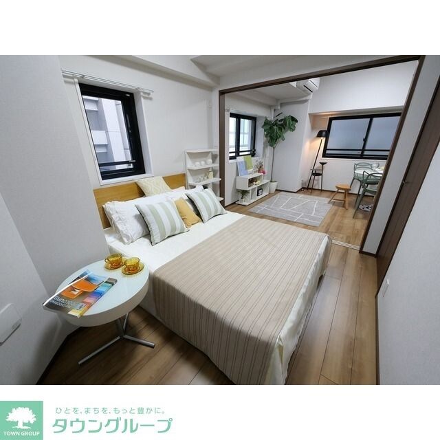 PEAKS神田の物件内観写真