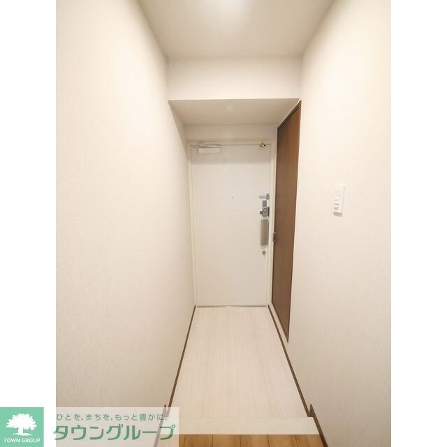 PEAKS神田の物件内観写真