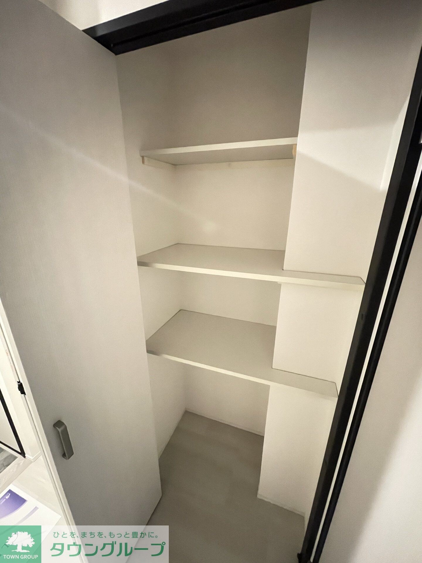 レジディア上野池之端の物件内観写真