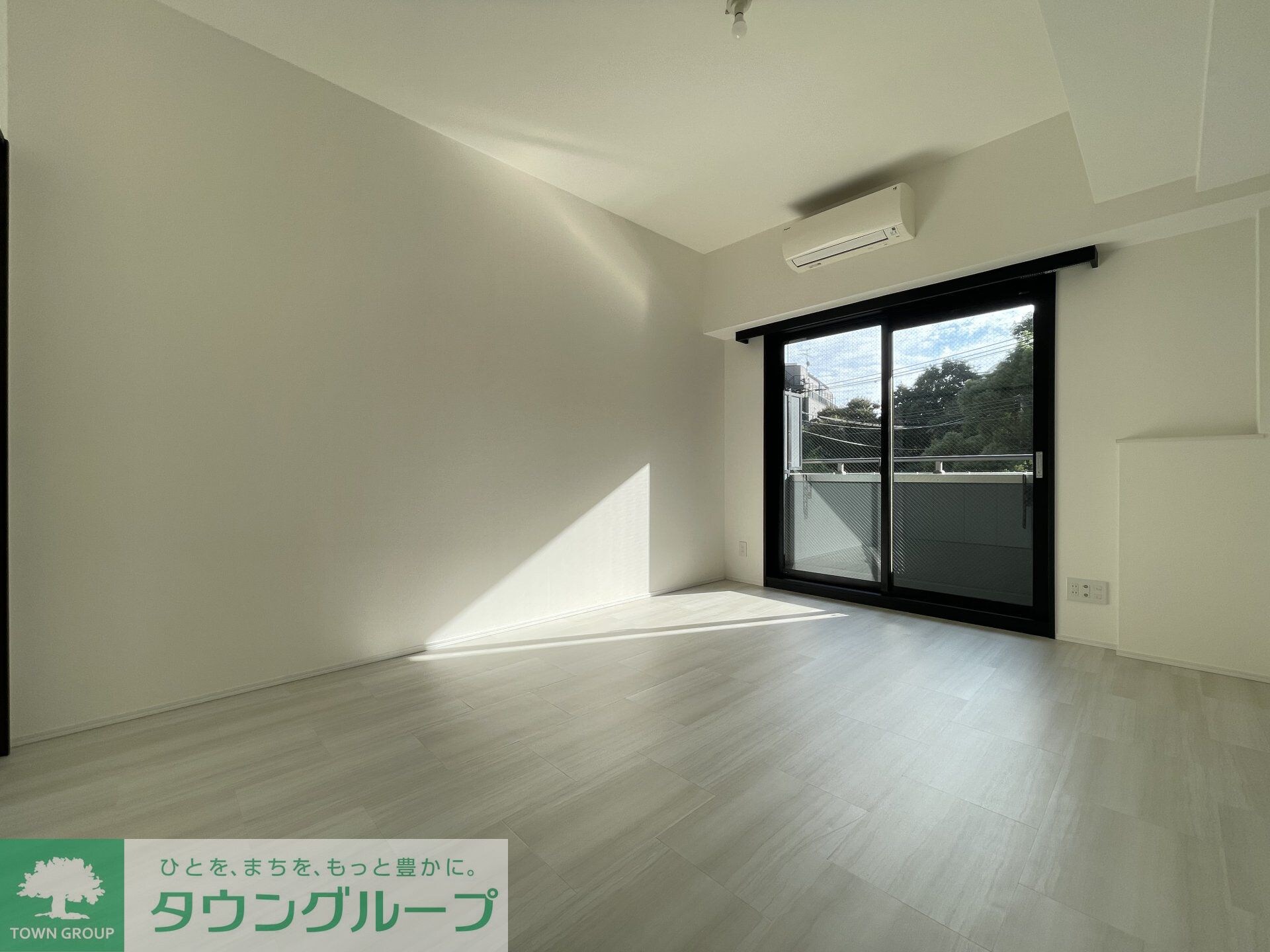 レジディア上野池之端の物件内観写真