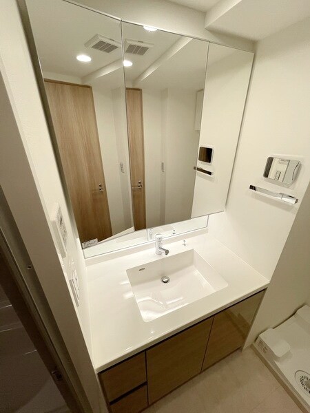 グレイスコート岩本町の物件内観写真