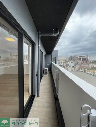 コンフォリア・リヴ平井ＭＵＴＩＯの物件内観写真