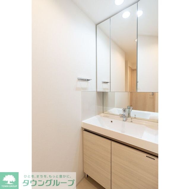 コンフォリア東葛西の物件内観写真