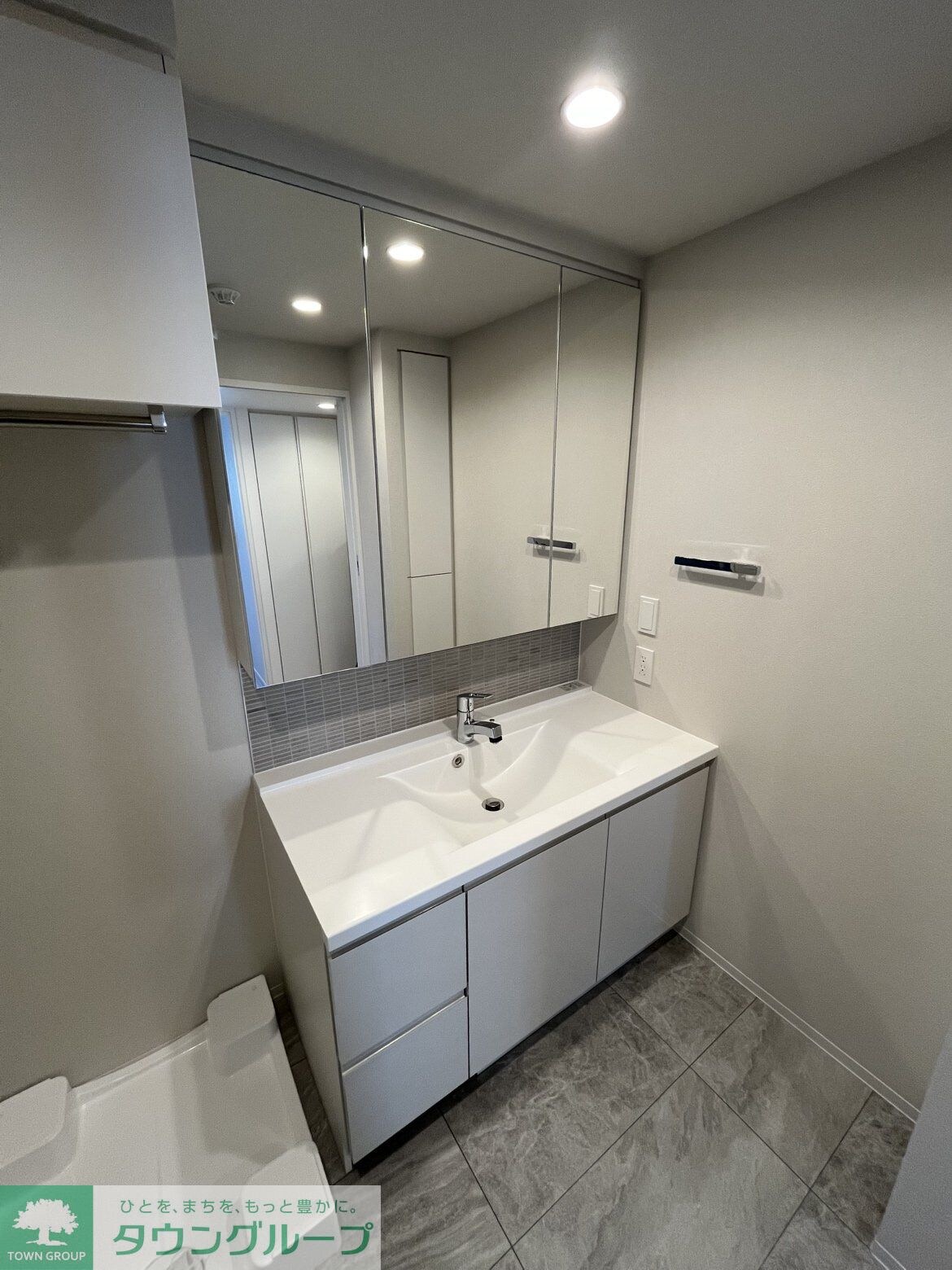 シーズンフラッツ菊川の物件内観写真