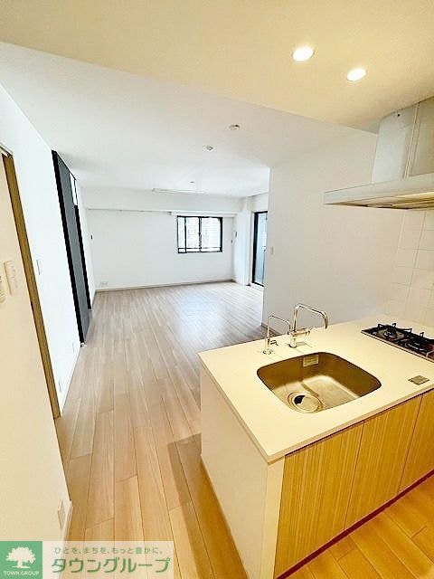 レジディア日本橋馬喰町IIIの物件内観写真