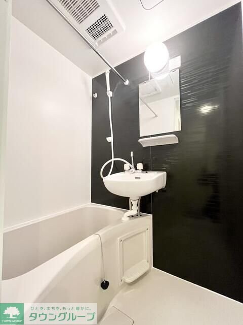 コンフォール新小岩の物件内観写真