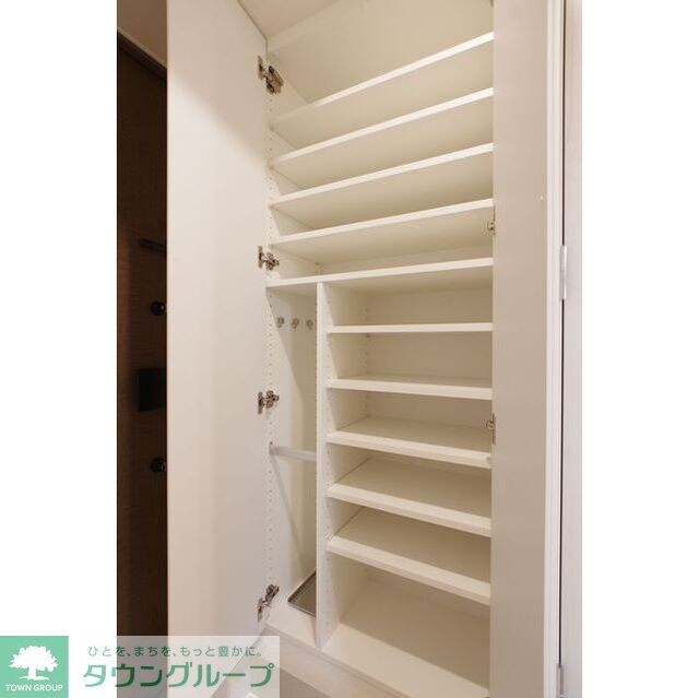 コンフォリア大島ＤＥＵＸの物件内観写真