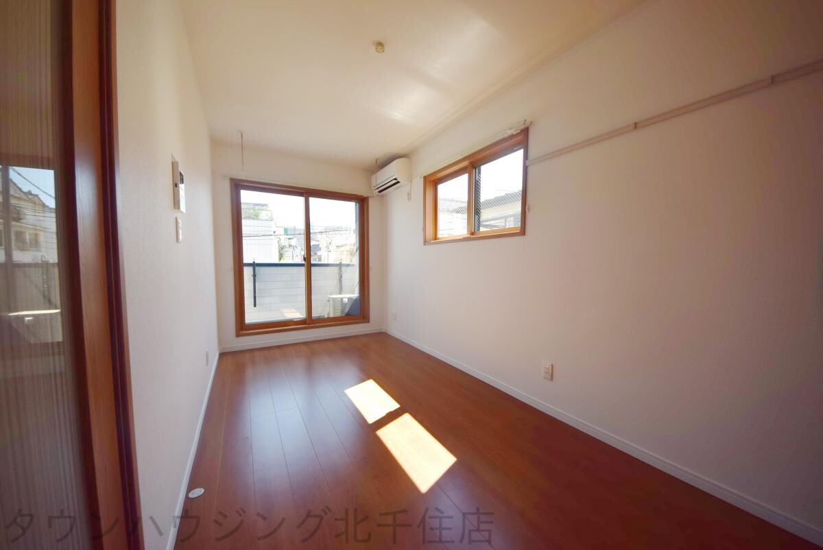 ランドヴィル千住柳町の物件内観写真