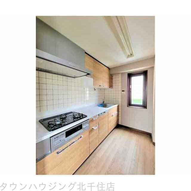 綾東ヴィレッジ弐番館の物件内観写真