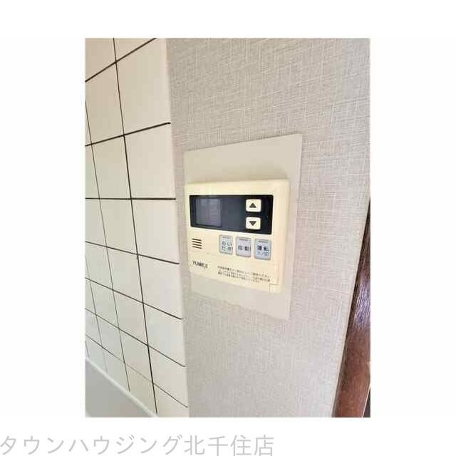 綾東ヴィレッジ弐番館の物件内観写真