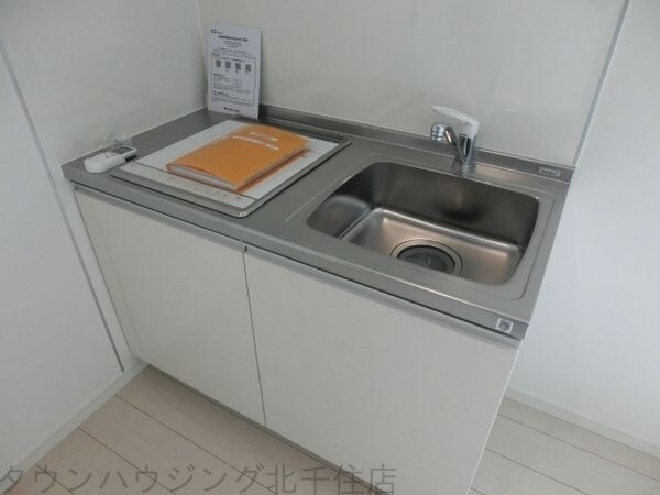 メゾンハイウエイ五反野の物件内観写真