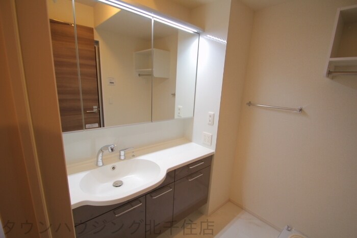 Ark　Bliss六町の物件内観写真