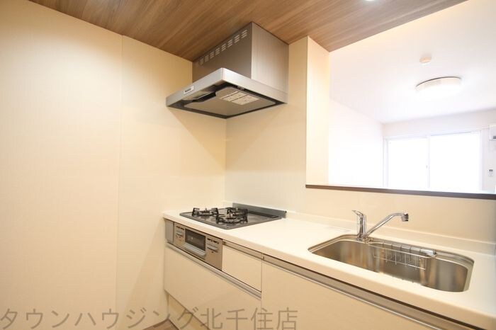 アヴァンス千住緑町の物件内観写真