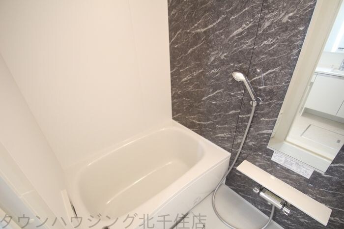 アヴァンス千住緑町の物件内観写真