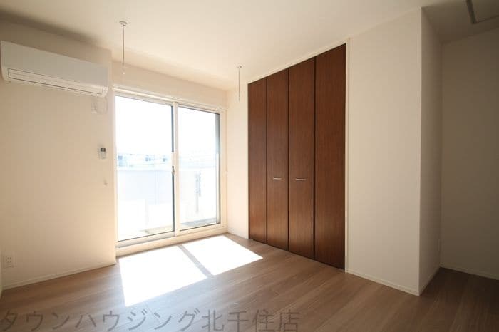 アヴァンス千住緑町の物件内観写真