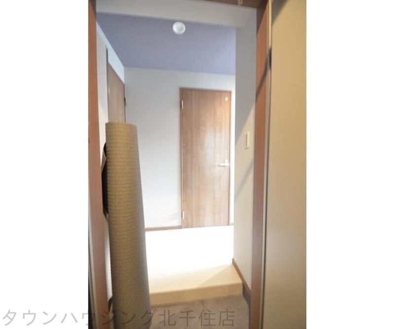 ＳＱＵＡＲＥＳ　Ｎｉｓｈｉａｒａｉの物件内観写真