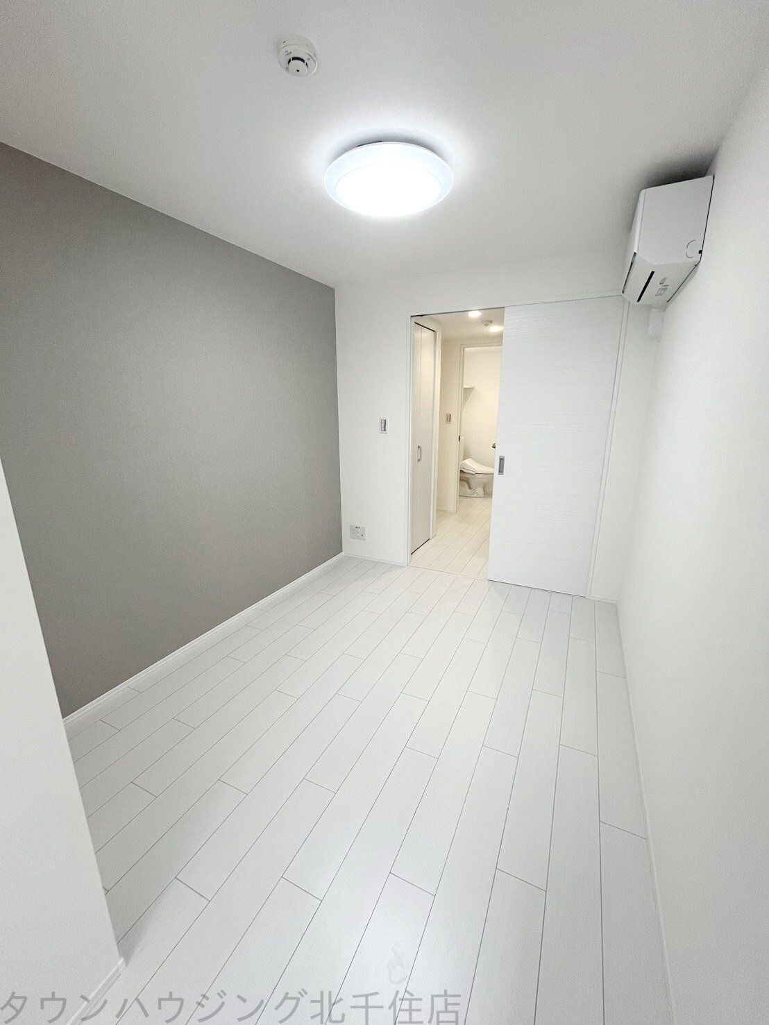 スカイパーク綾瀬の物件内観写真