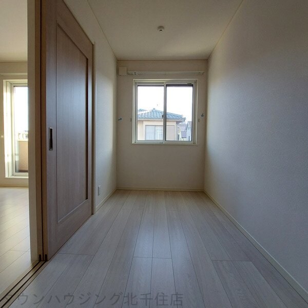 フラワーフォンテーヌIIIの物件内観写真