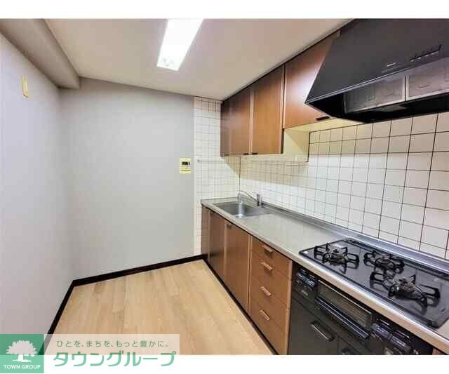 綾東ヴィレッジ弐番館の物件内観写真