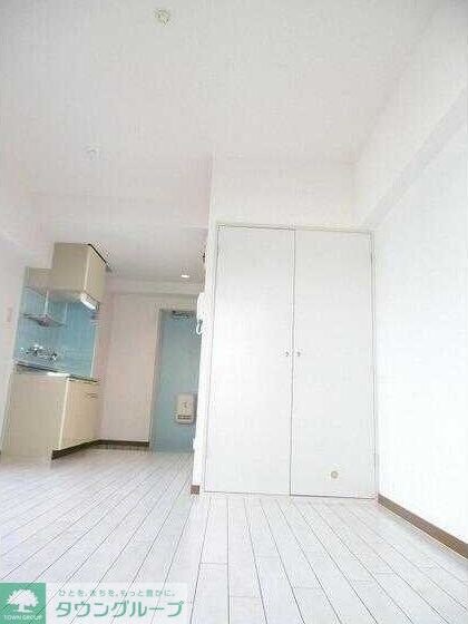 エレガンス綾瀬６の物件内観写真