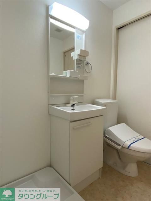 ＬＡＵＲＥＬ西新井栄町の物件内観写真