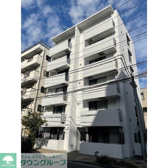 エストフルーヴの物件外観写真