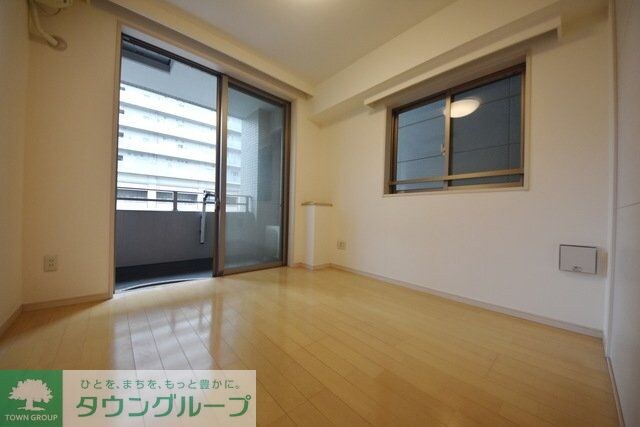 カスタリア新富町IVの物件内観写真