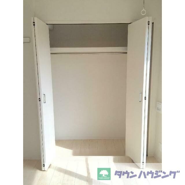 ＣＯＣＯＣＵＢＥ　ＡＫＡＢＡＮＥの物件内観写真