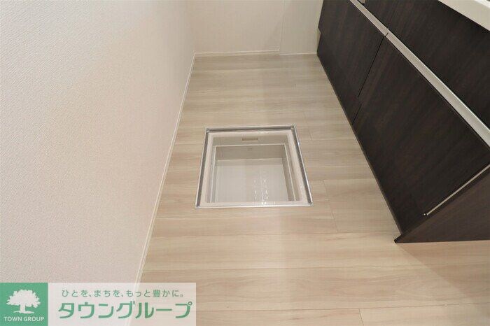 セレスティア弥生町の物件内観写真