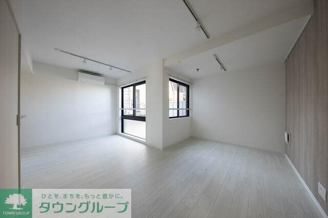 コンフォシード東坂下の物件内観写真