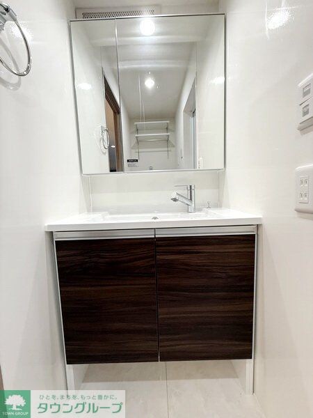 セレスティア弥生町の物件内観写真