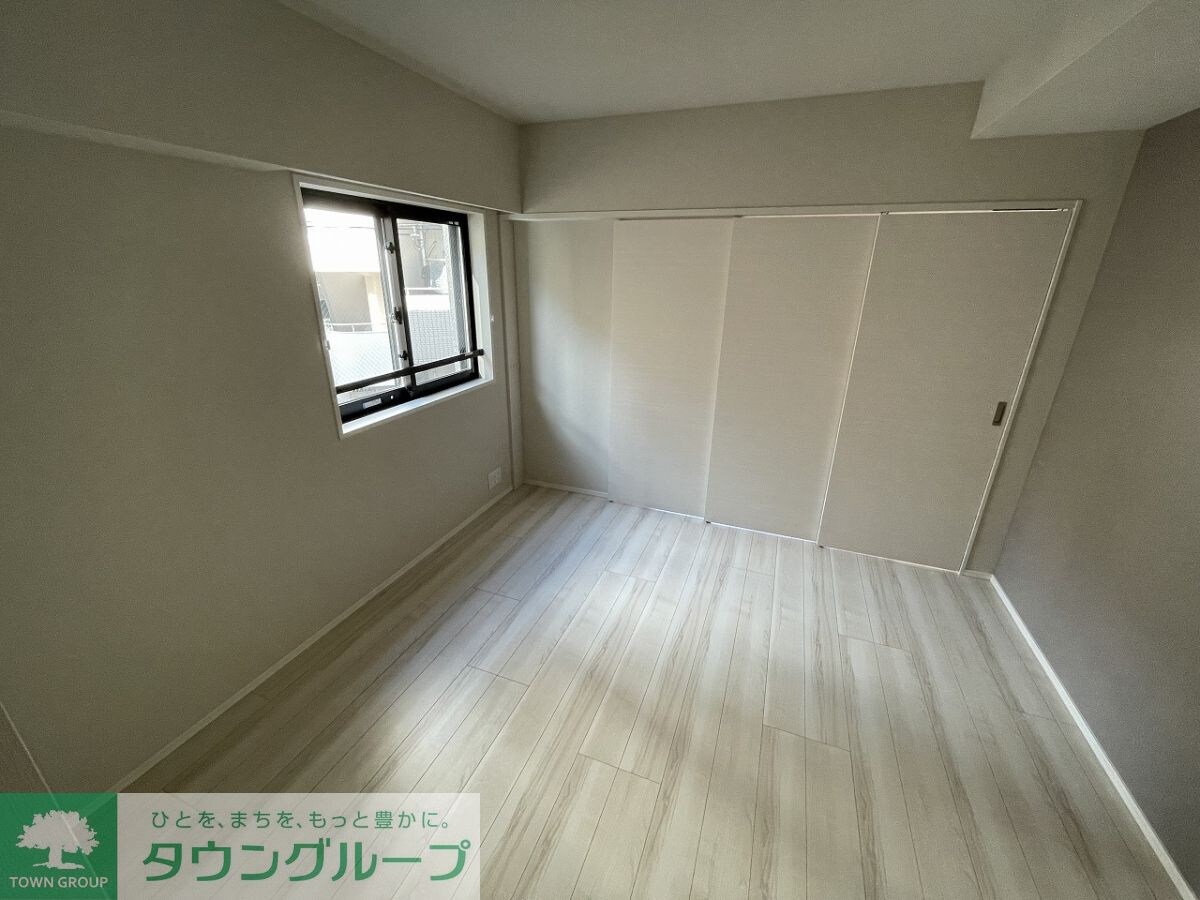 ロイジェント大山西町の物件内観写真