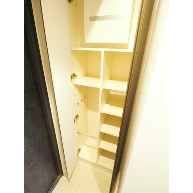 ドゥーエ日暮里の物件内観写真