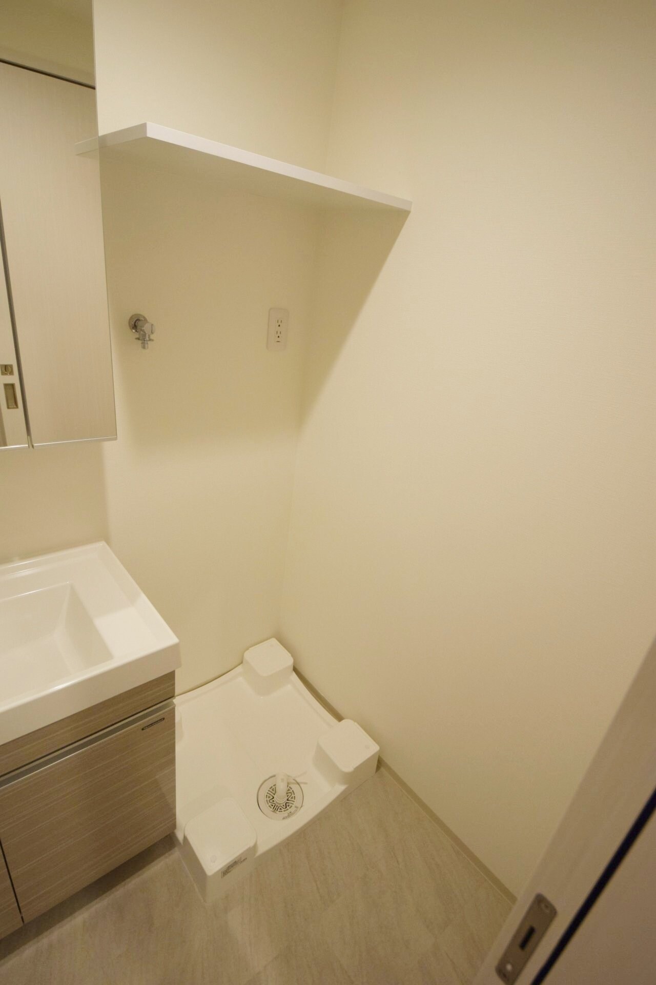 ドゥーエ入谷Iの物件内観写真