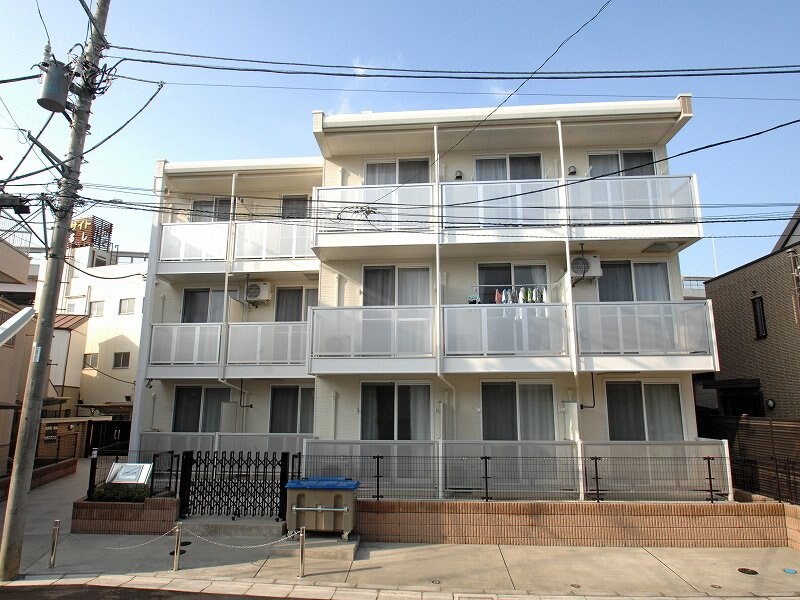 レオパレスリバーサイド五反野の物件外観写真