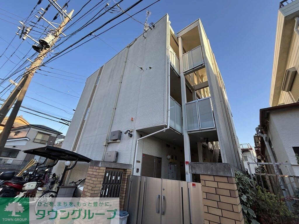 レオネクストクリサンスの物件外観写真