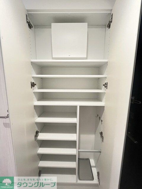 コンフォリア・リヴ文京護国寺の物件内観写真