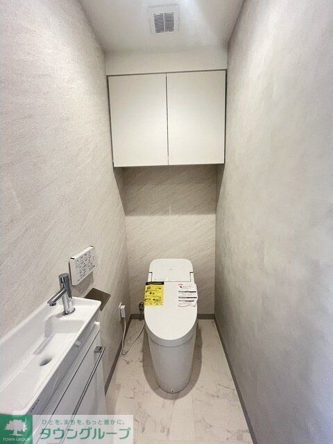 コンフォリア・リヴ文京護国寺の物件内観写真