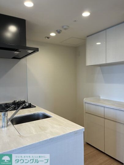 ドゥーエ入谷IIIの物件内観写真