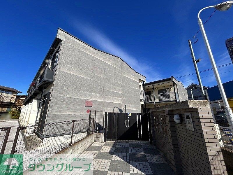 レオパレスメゾンボヌールの物件外観写真