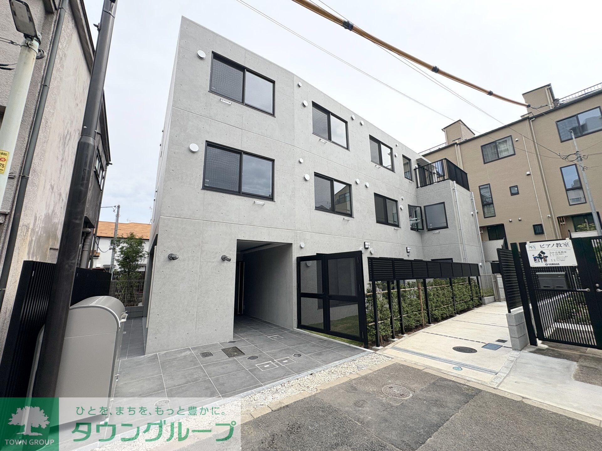 カーサブリランテ本駒込の物件外観写真