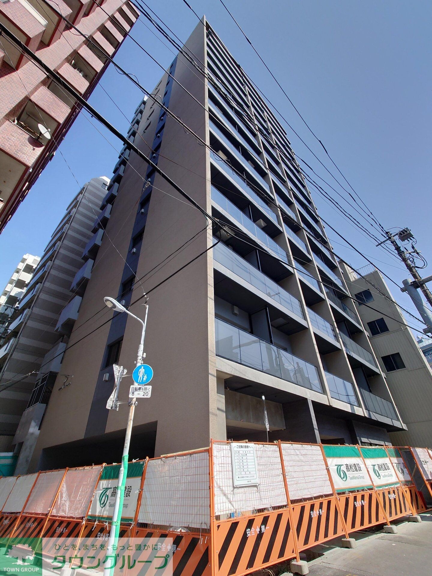 ワンルーフレジデンス台東根岸の物件外観写真